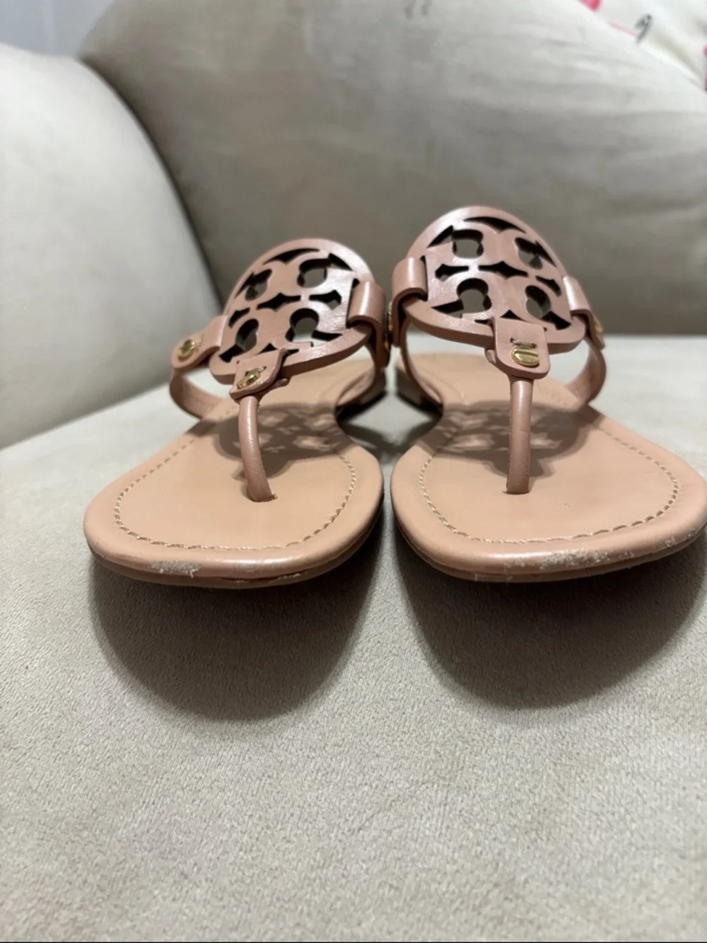 Tory Burch Nude Blush Logo Thong Sandals - Picture 2 of 11